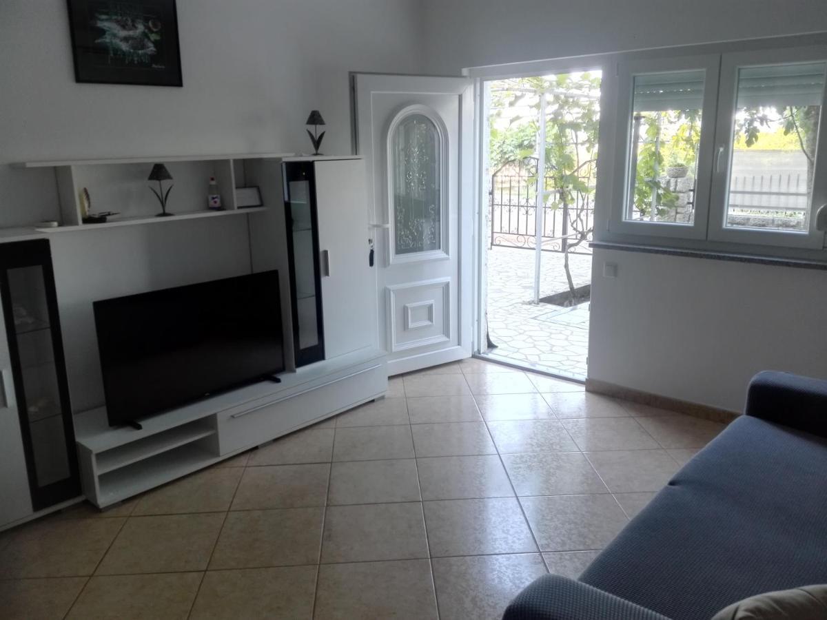 דראמליי Apartments Desiree & Daniel מראה חיצוני תמונה