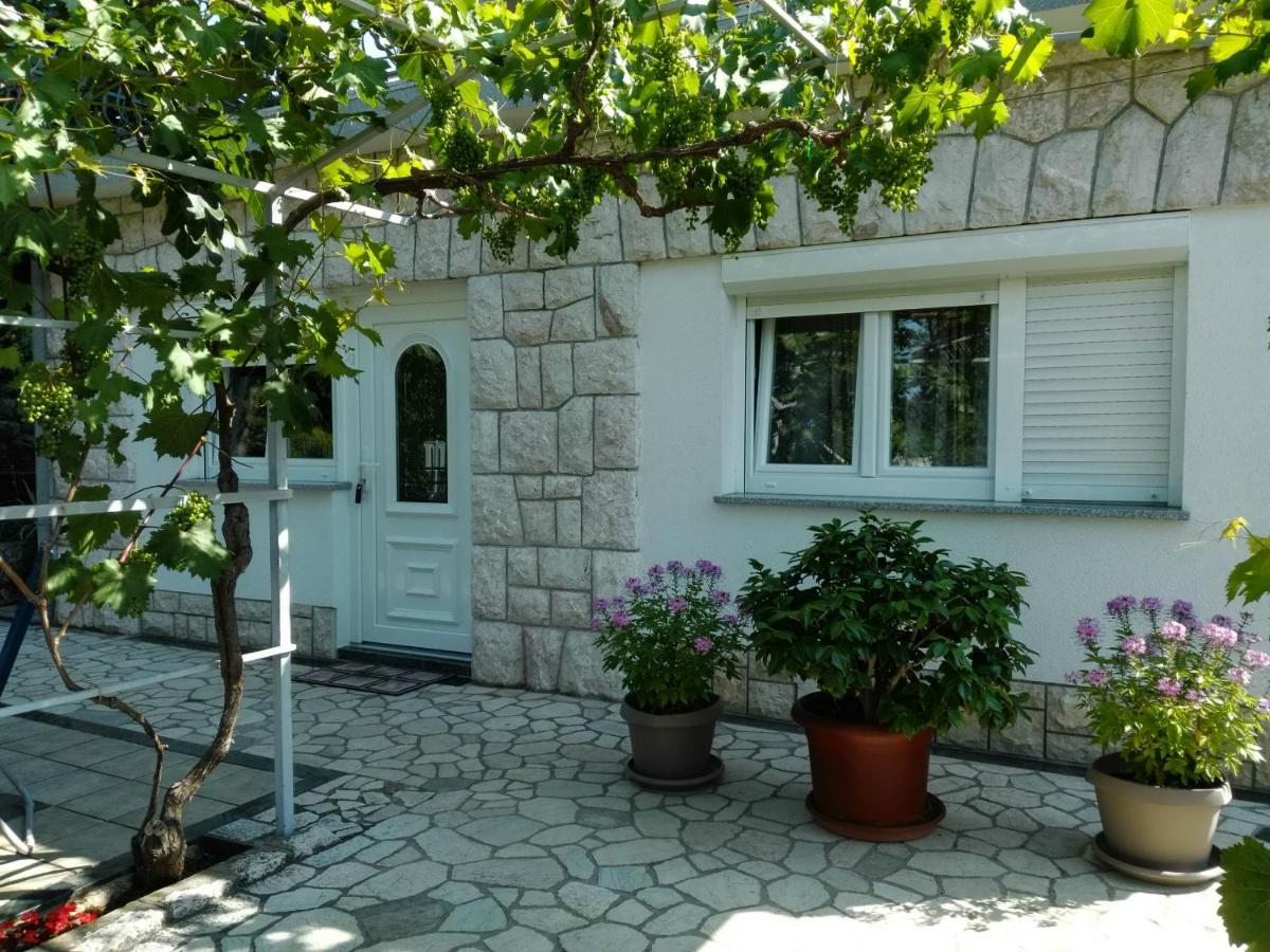 דראמליי Apartments Desiree & Daniel מראה חיצוני תמונה
