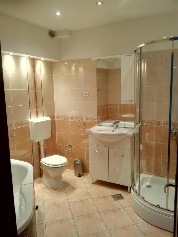דראמליי Apartments Desiree & Daniel מראה חיצוני תמונה