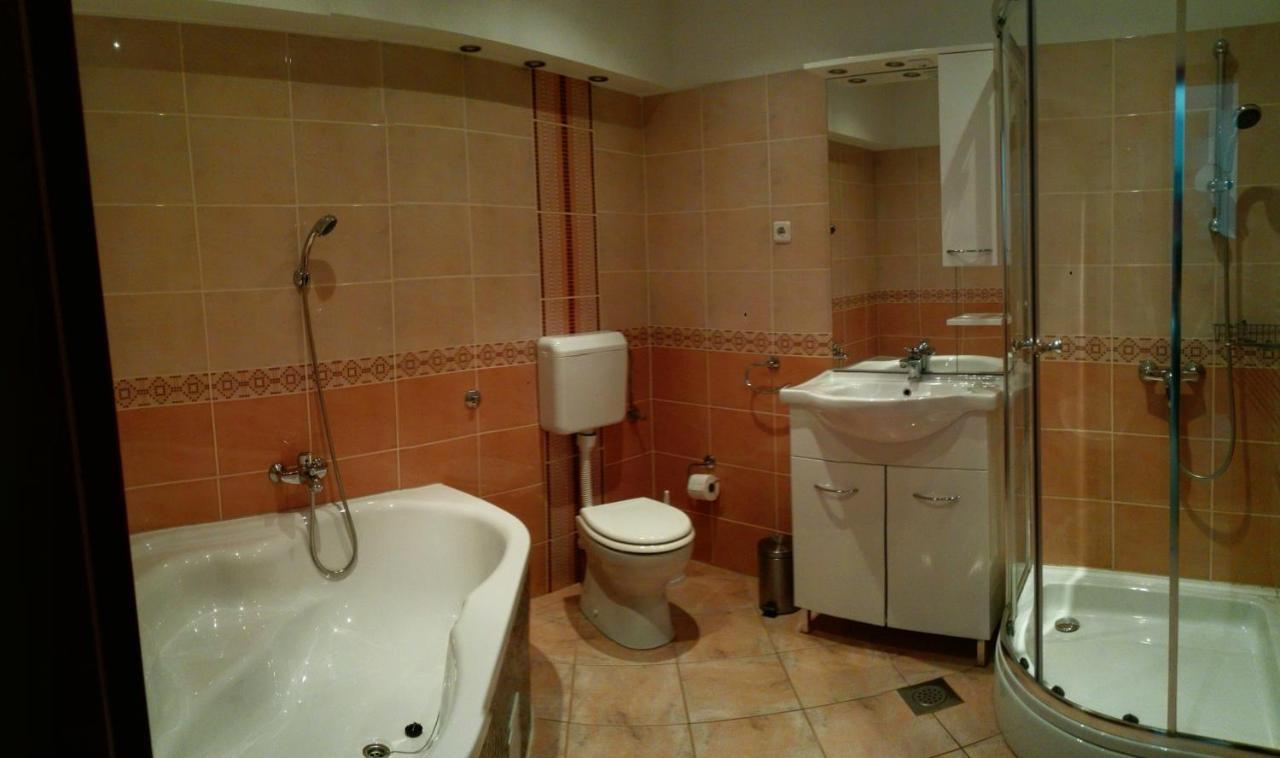 דראמליי Apartments Desiree & Daniel מראה חיצוני תמונה