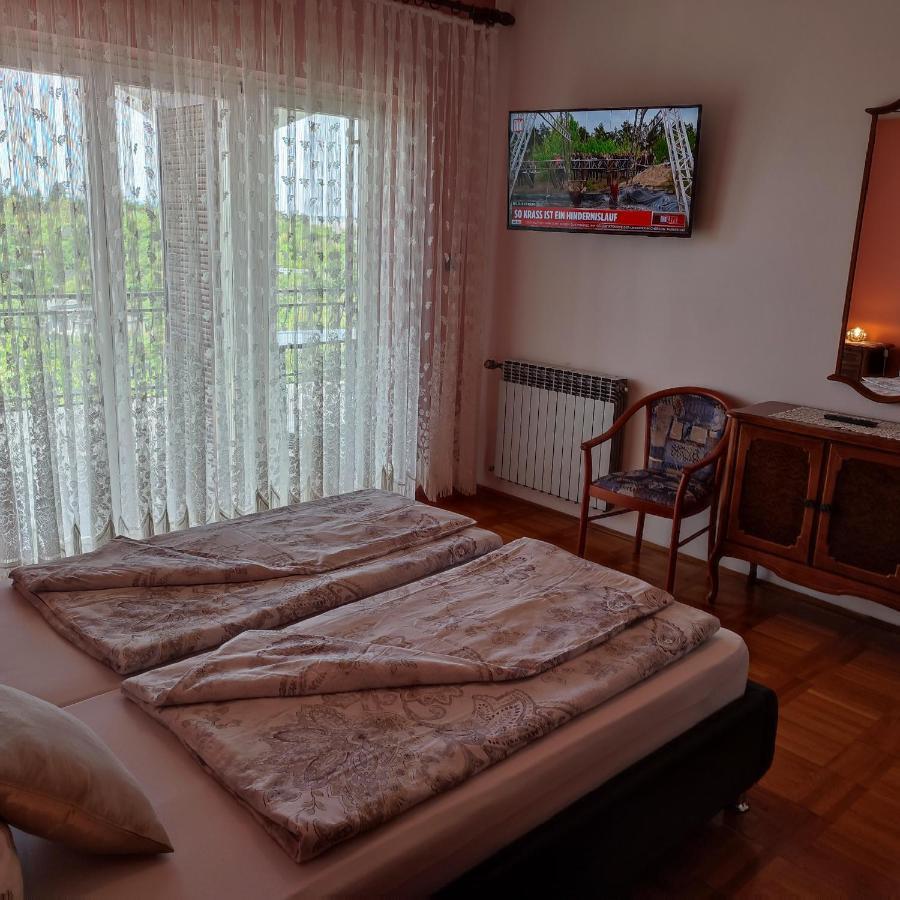 דראמליי Apartments Desiree & Daniel מראה חיצוני תמונה