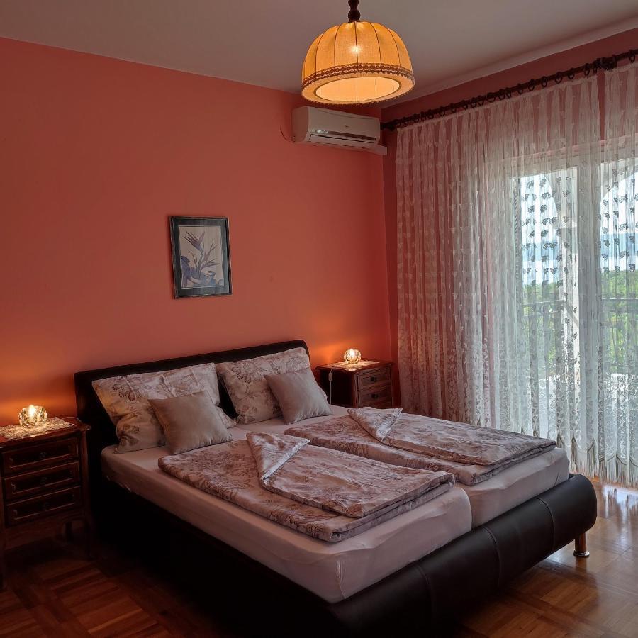דראמליי Apartments Desiree & Daniel מראה חיצוני תמונה